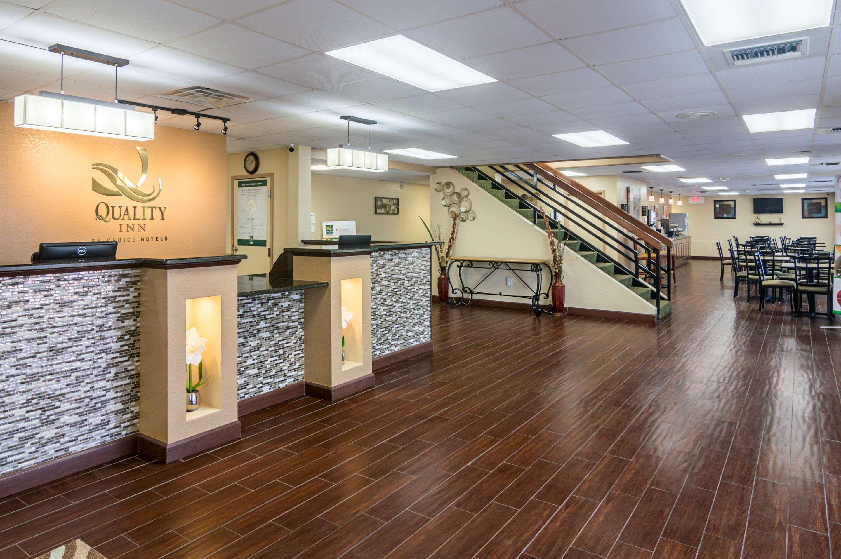Quality Inn Shawnee I-40 Esterno foto
