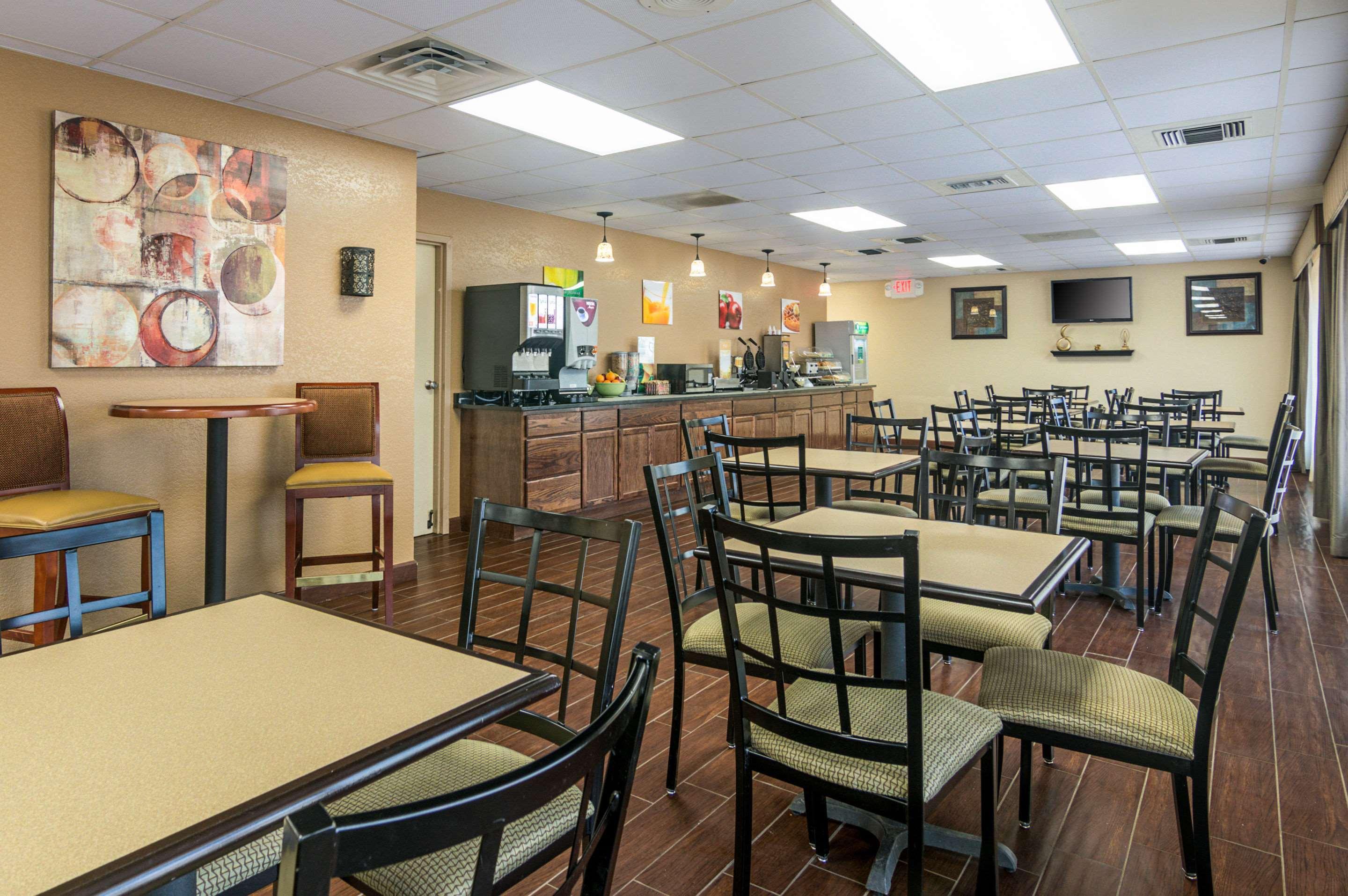 Quality Inn Shawnee I-40 Esterno foto