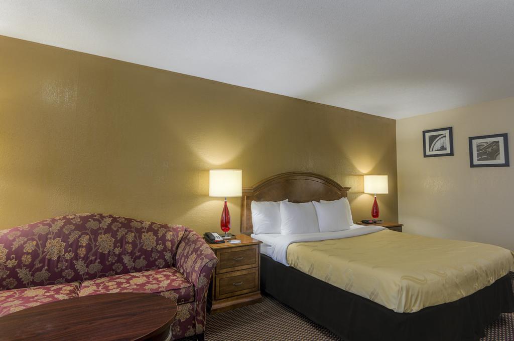Quality Inn Shawnee I-40 Camera foto