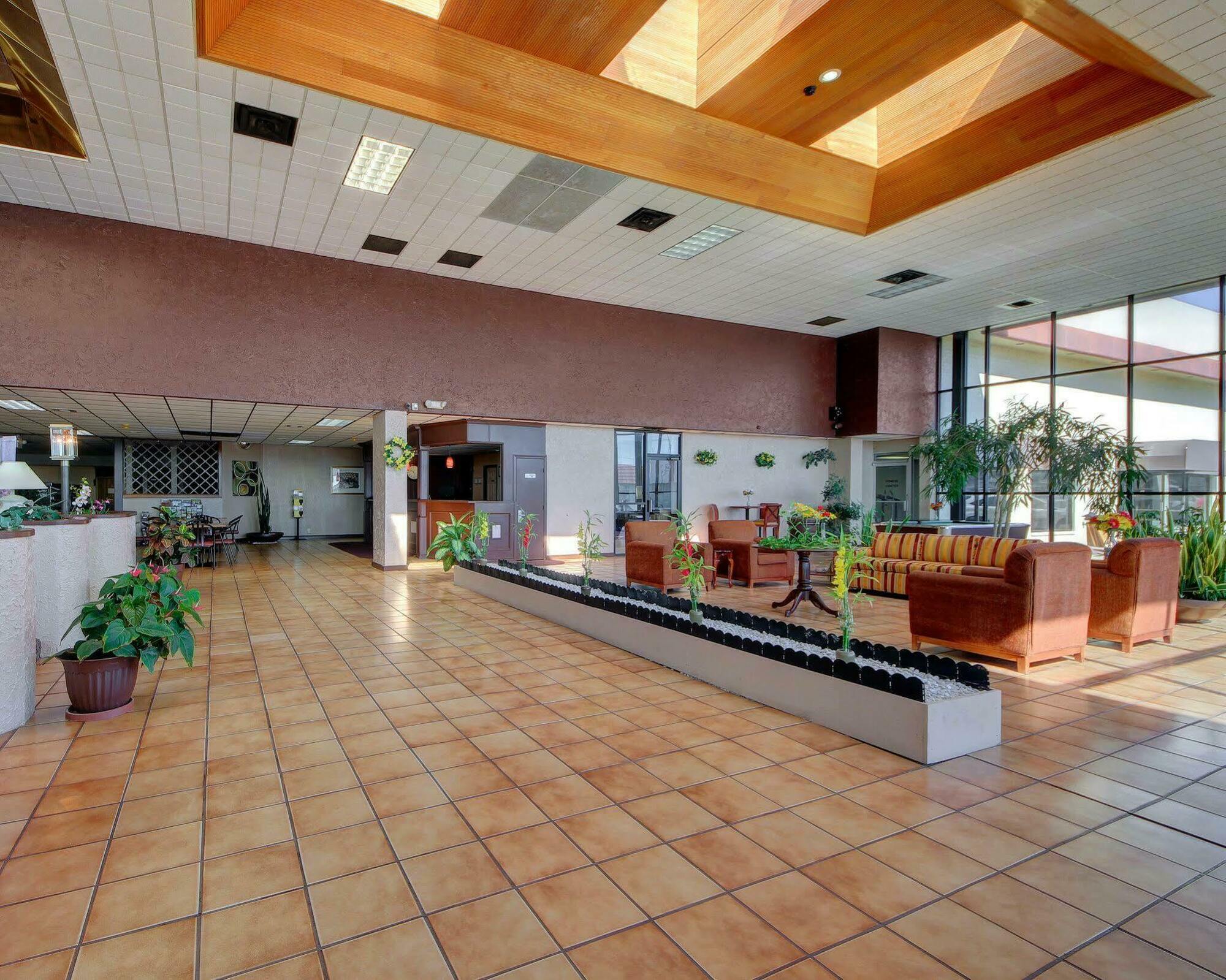 Quality Inn Shawnee I-40 Esterno foto
